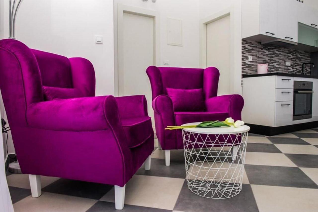 Apartments Zdeslav โรกอซนิซา ภายนอก รูปภาพ