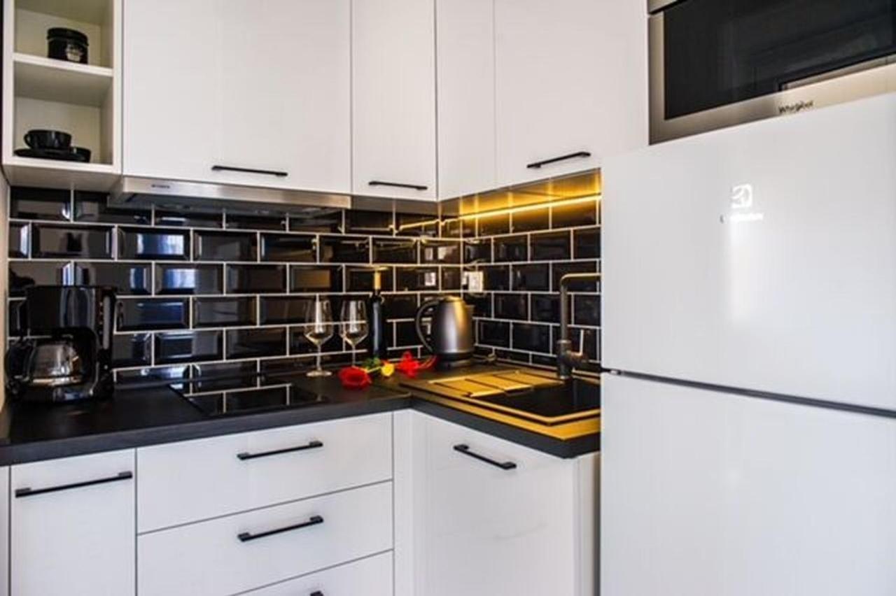 Apartments Zdeslav โรกอซนิซา ภายนอก รูปภาพ