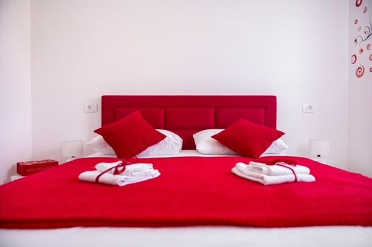 Apartments Zdeslav โรกอซนิซา ภายนอก รูปภาพ