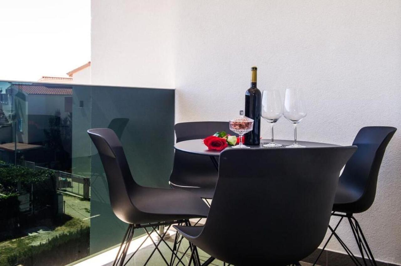 Apartments Zdeslav โรกอซนิซา ภายนอก รูปภาพ