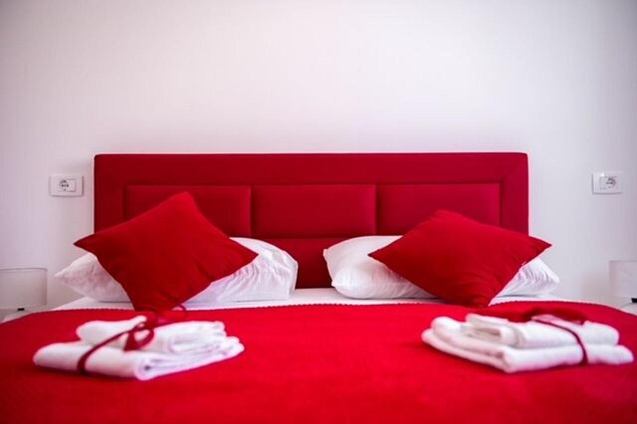 Apartments Zdeslav โรกอซนิซา ภายนอก รูปภาพ